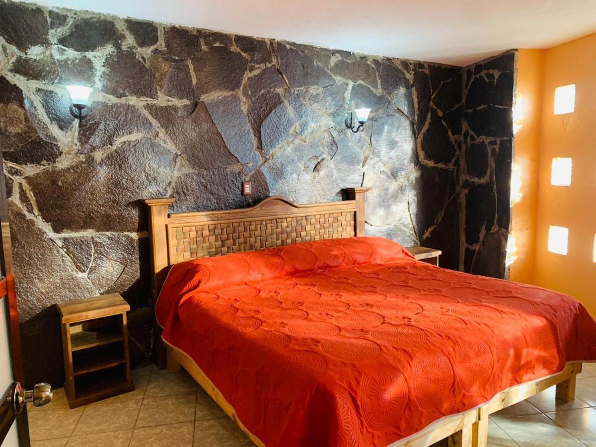 Hotel Posada Victor Antonio Zacatlán المظهر الخارجي الصورة