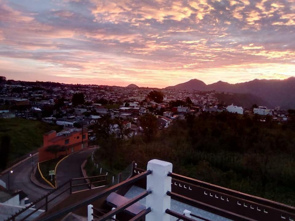 Hotel Posada Victor Antonio Zacatlán المظهر الخارجي الصورة